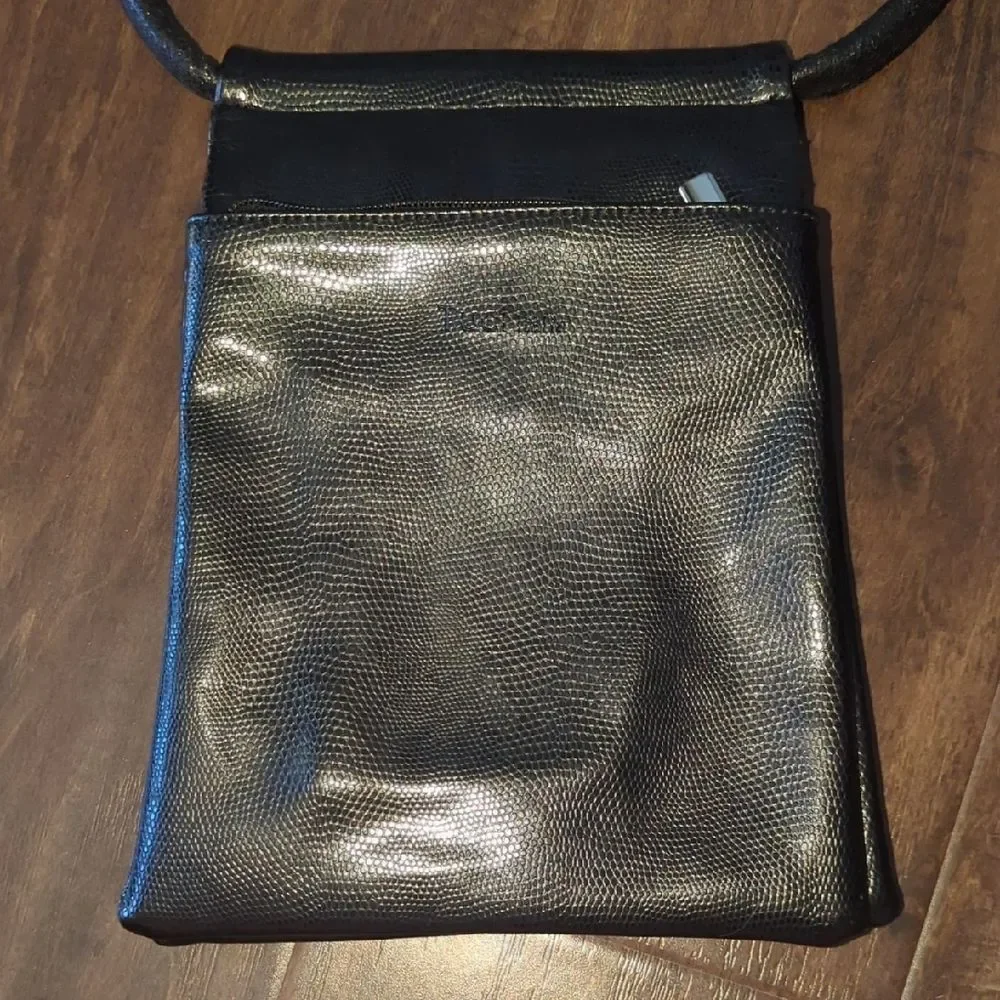 Elegant Black Textured Bag